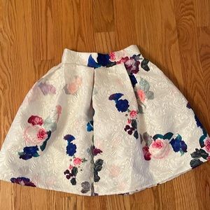 Floral mini skirt- CHIC WISH (never worn)